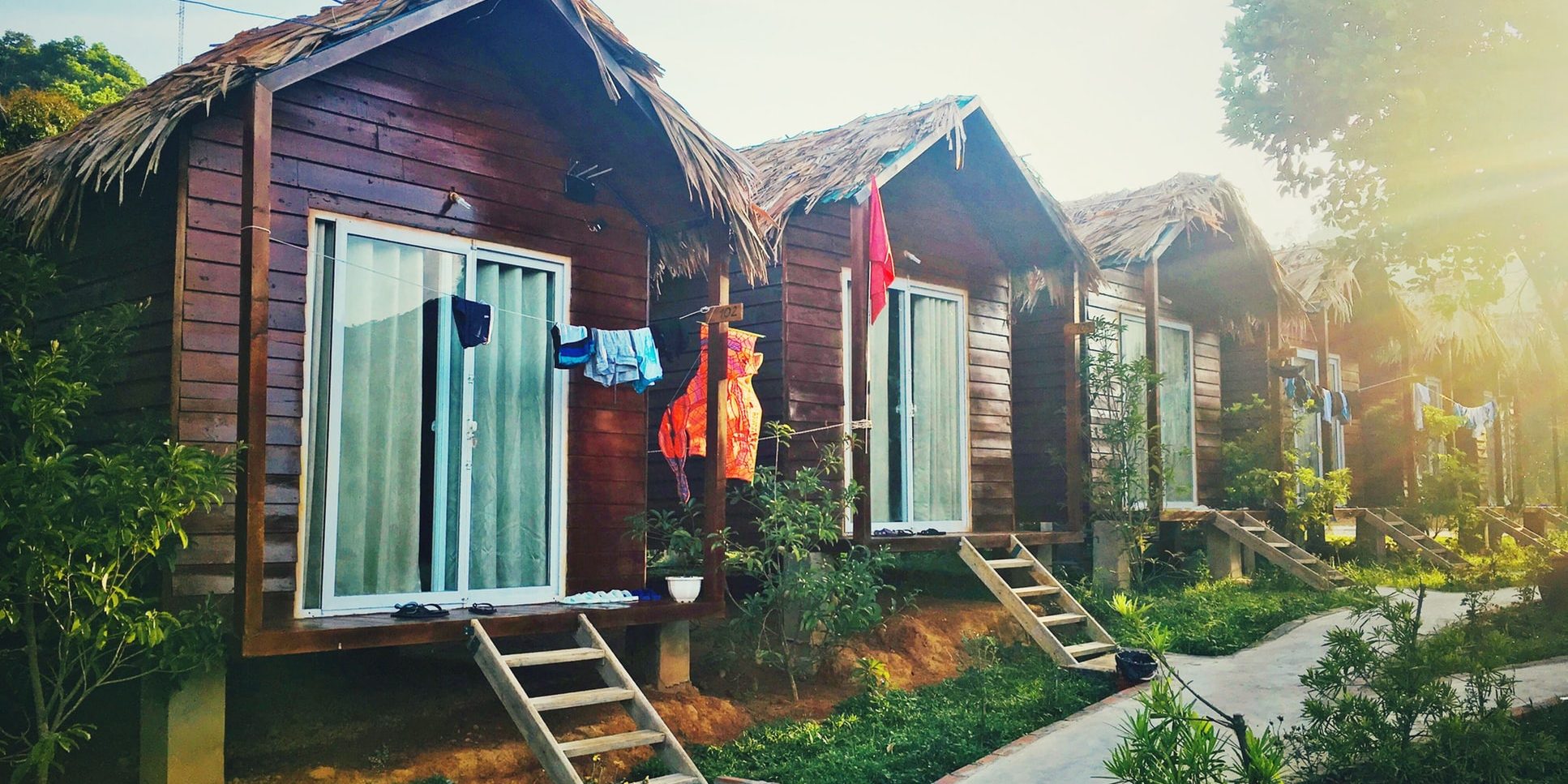 photo-1566571807426-61eca847576f